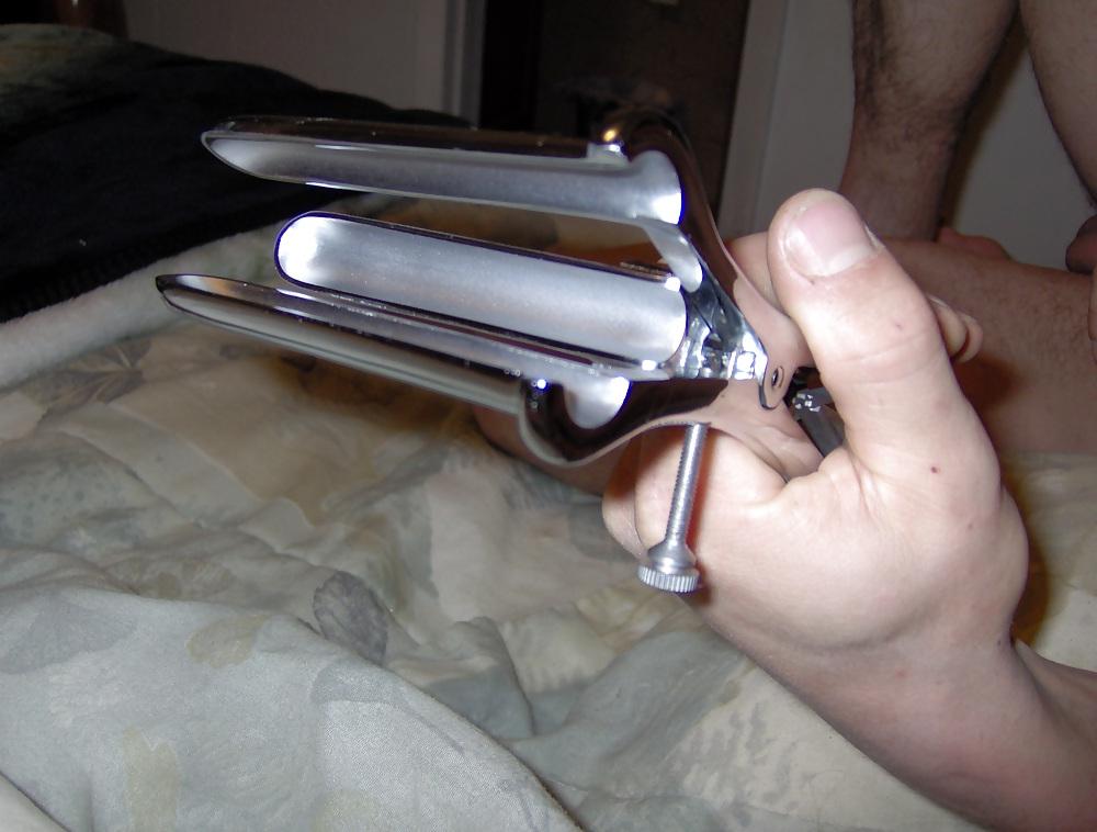 11P Speculum