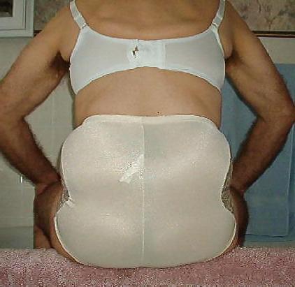 25P Housesitting for my BBW 71 year old granny neighbour