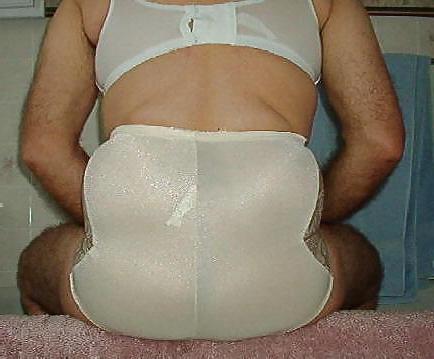 25P Housesitting for my BBW 71 year old granny neighbour