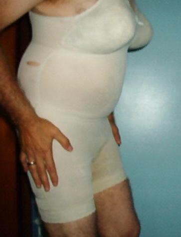 25P Housesitting for my BBW 71 year old granny neighbour