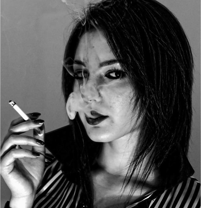 10P Wanking favourites: fuckable smokers 2