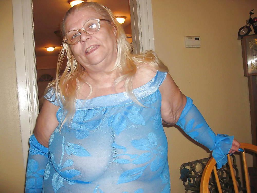 18P Meine x Hamster Favoriten- Oma mit Nylontitten