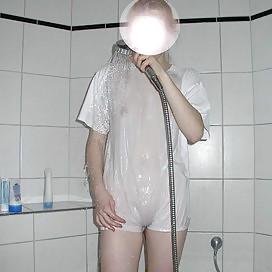 20P Wet tshirt