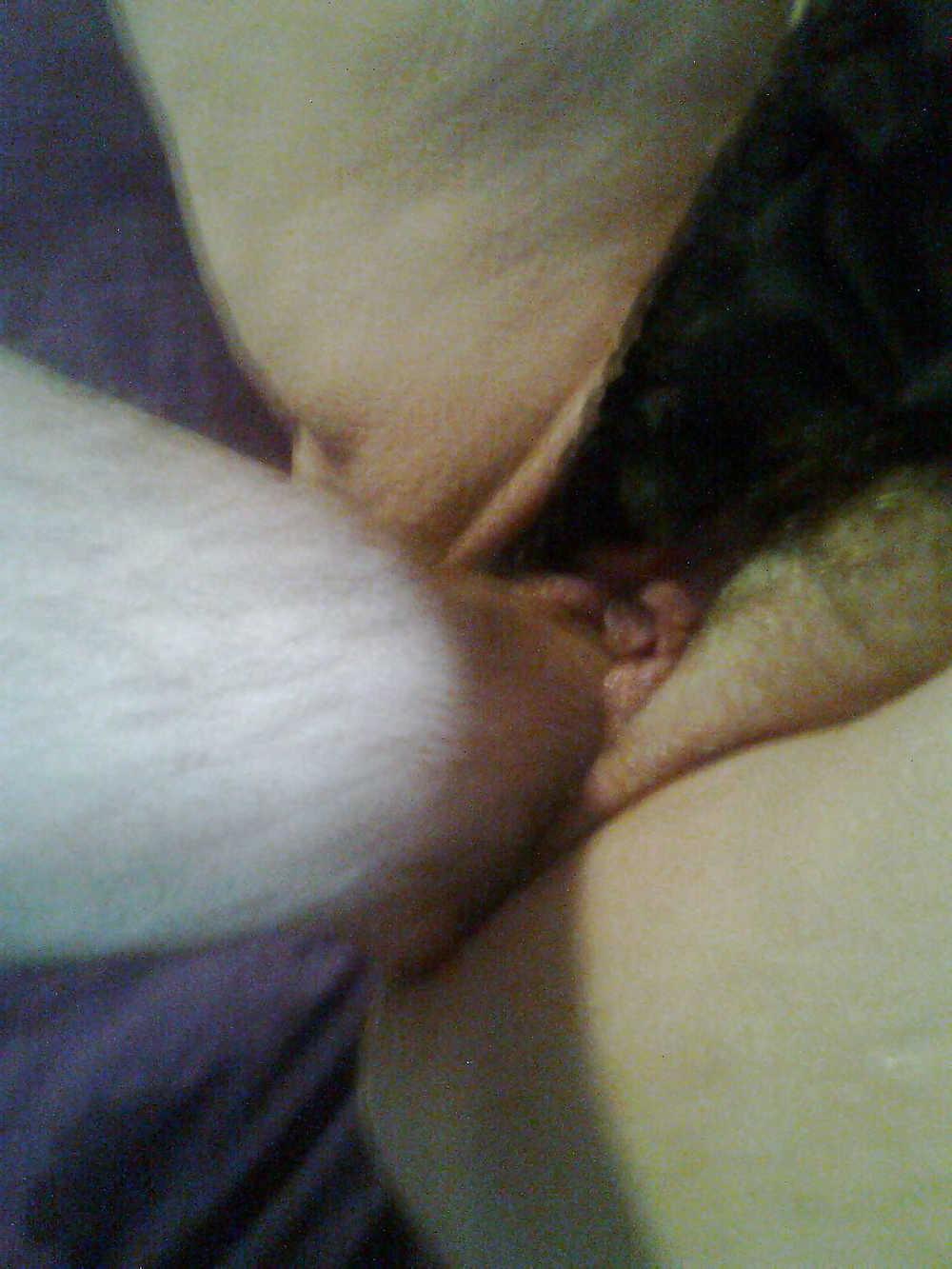 10P Sassy's pussy and fisting shots
