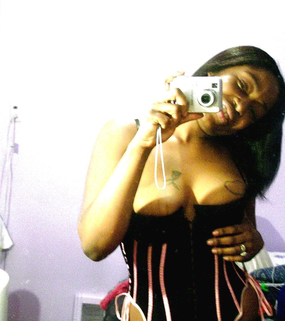 25P Blacks selfshot