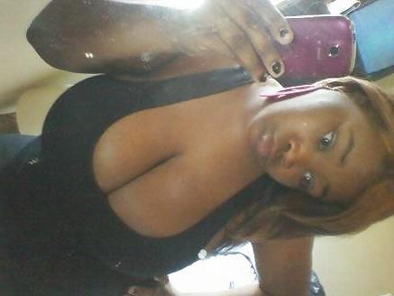 25P Blacks selfshot