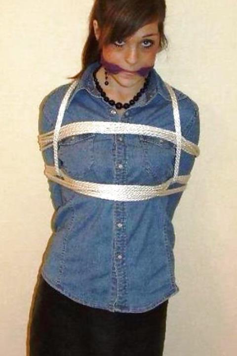 13P XCHICAS BDSM 22