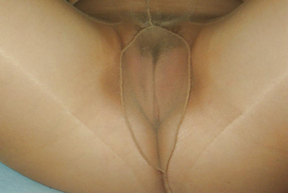 5P My Wife in Pantyhose