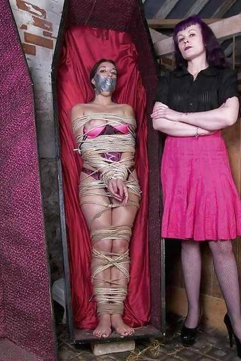 21P XCHICAS BDSM 24