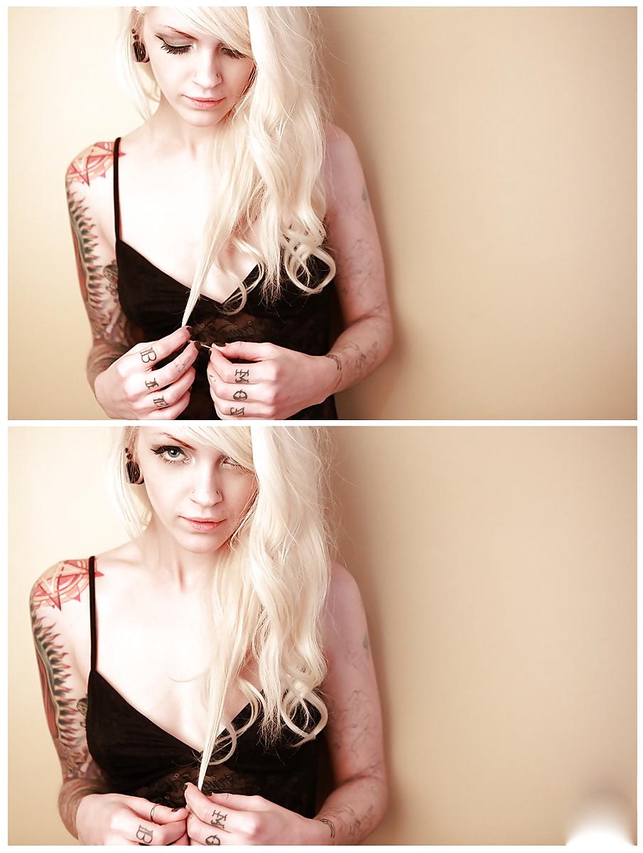 25P Incredible hot tattooed teen - Blond & Gorgeous