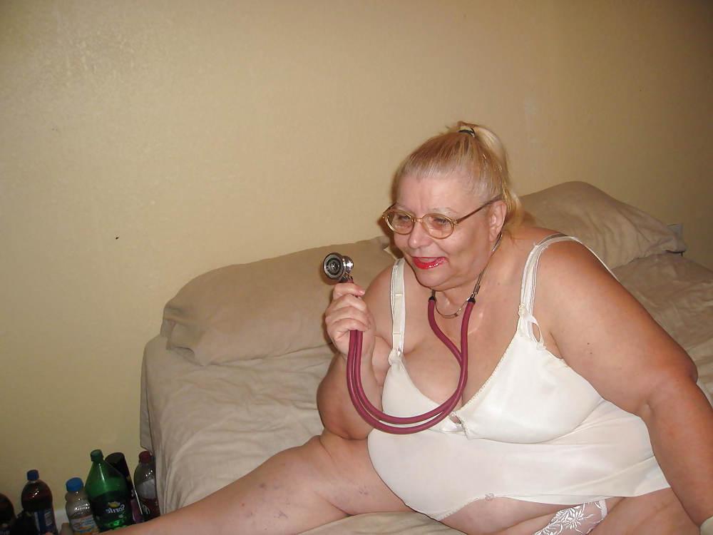 10P Nurse linda 
