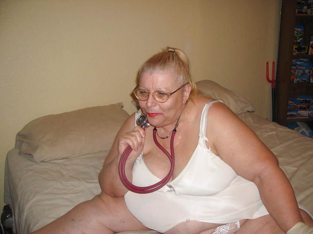 10P Nurse linda 