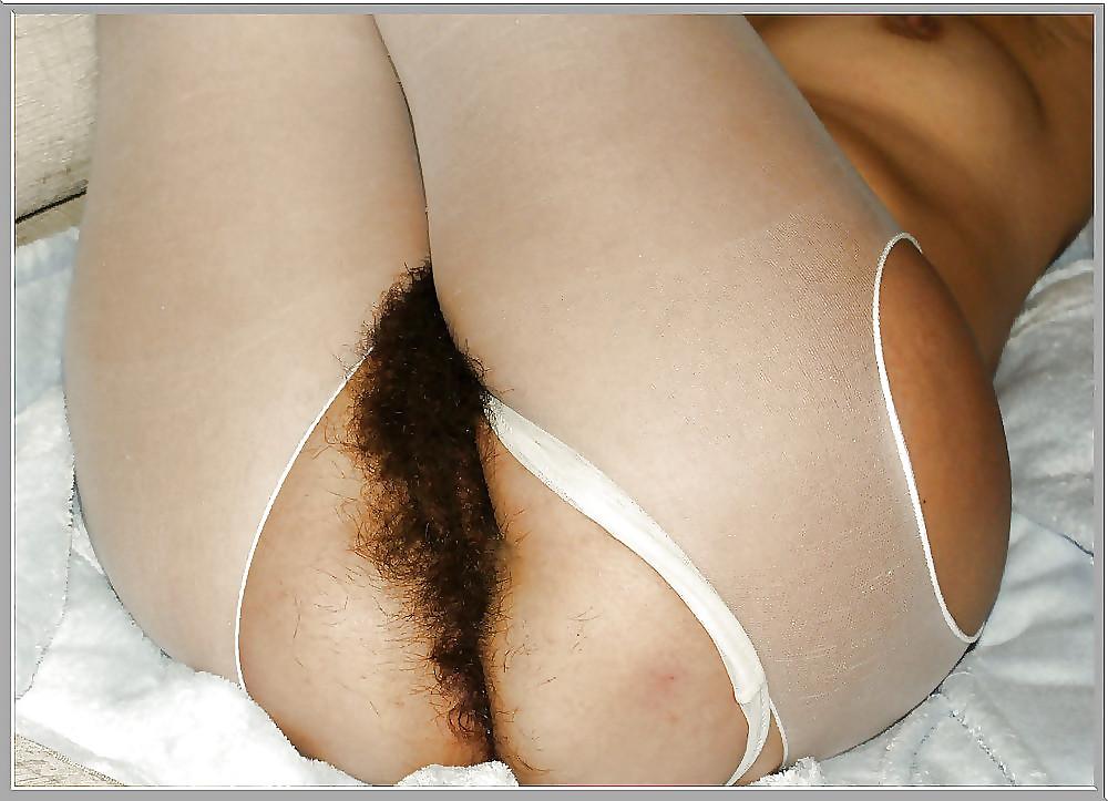 25P Hairy Ass Girls are SEXY!