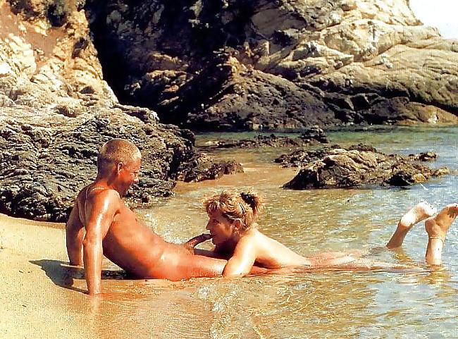 25P Nudist Beach