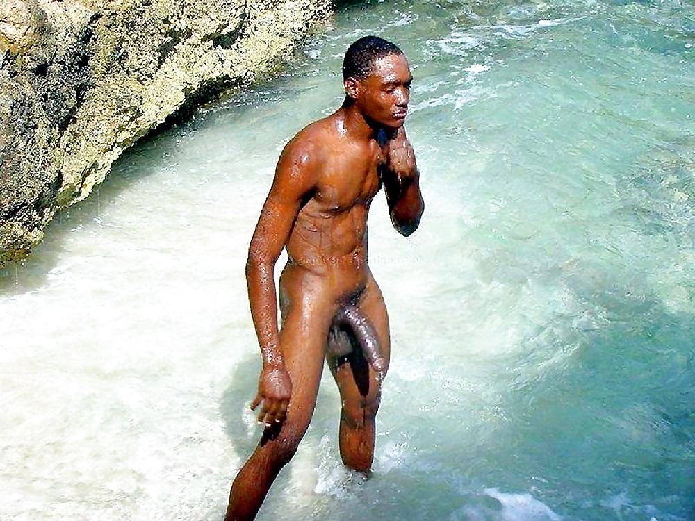 25P Nudist Beach