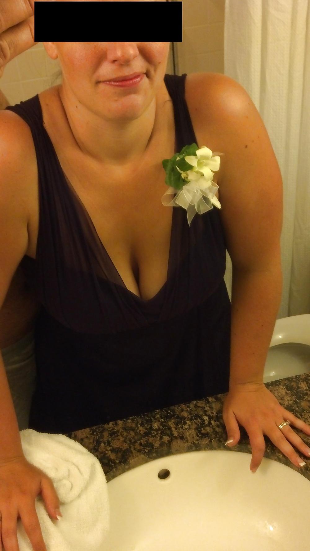 5P Wife being riskay at friends wedding
