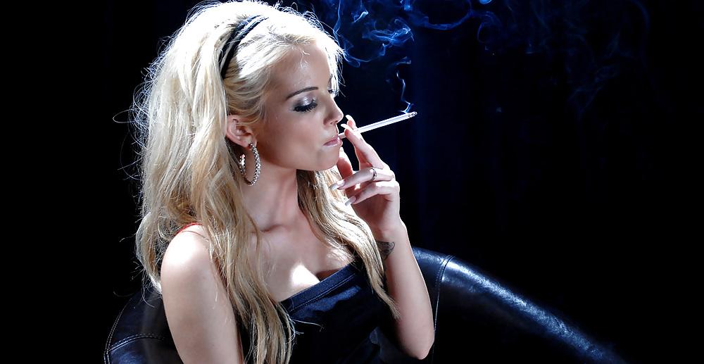 19P Wanking favourites: fuckable smokers 16