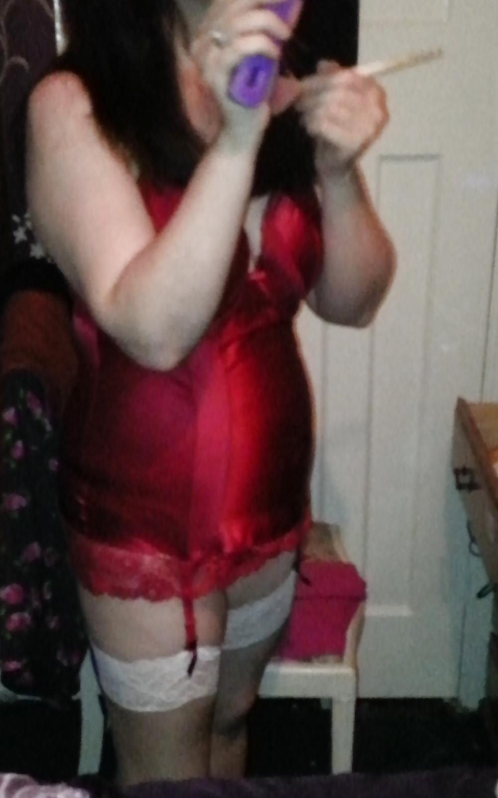 10P My awsom hot wife in red wife wants me to pimp her out