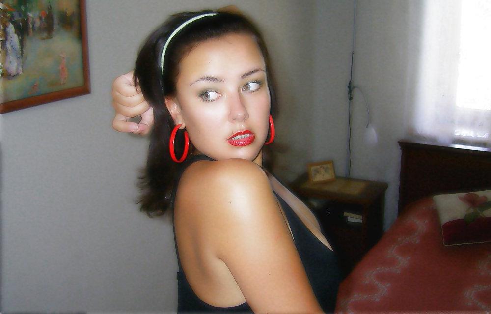 12P Russian amateur girl