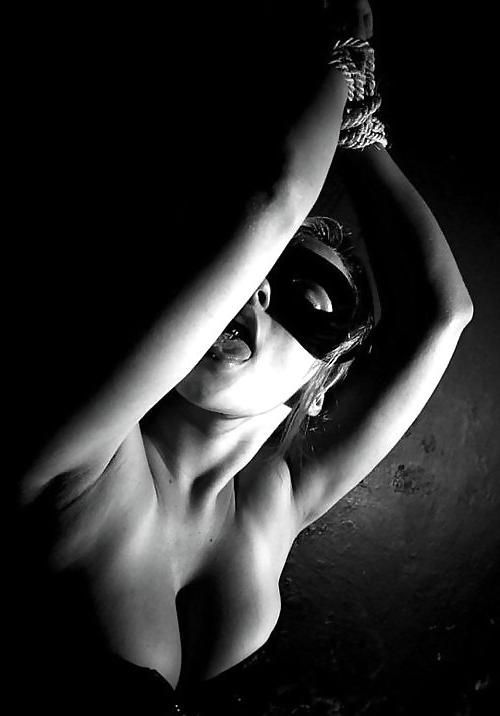 25P Mask and blindfold!