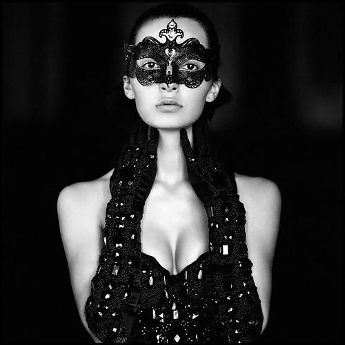 25P Mask and blindfold!