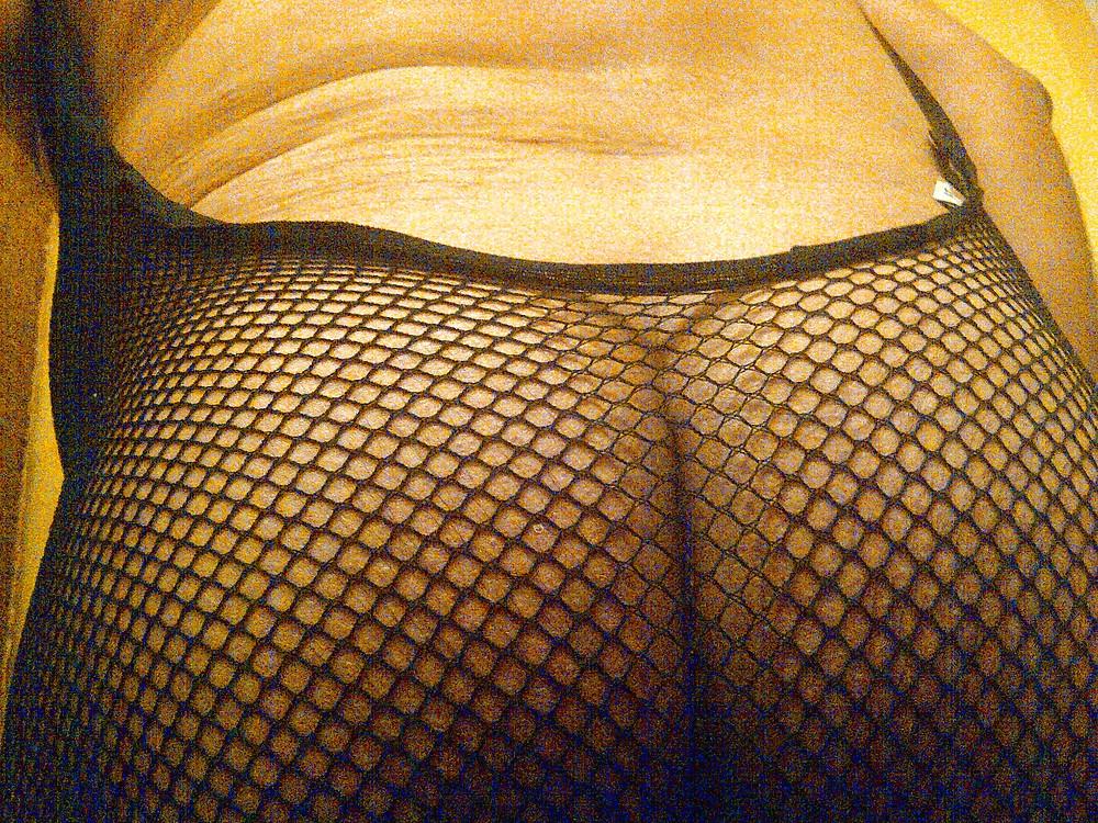 21P Fishnet Fun