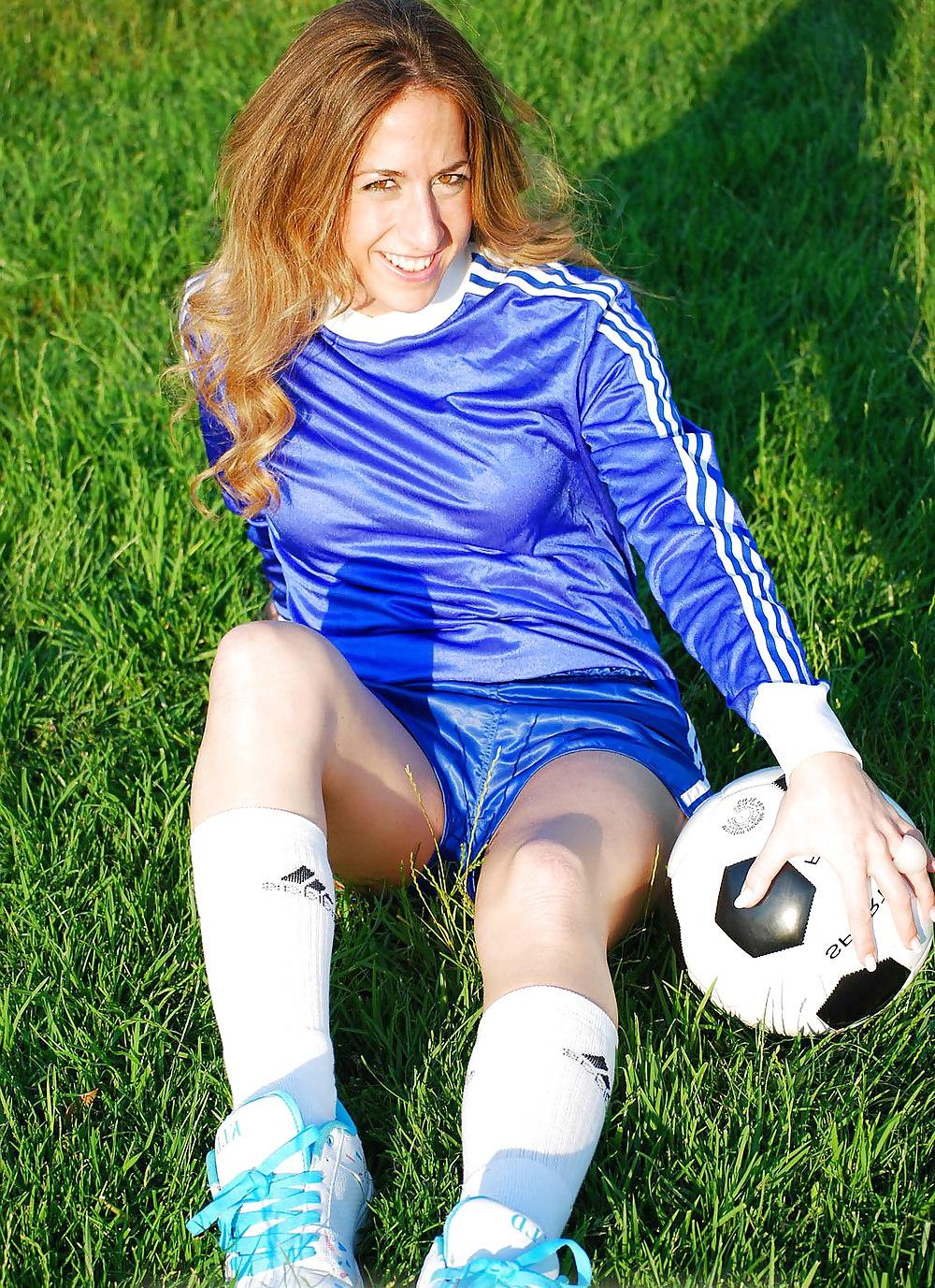 25P Web Favs: Shiny Nylon Shorts