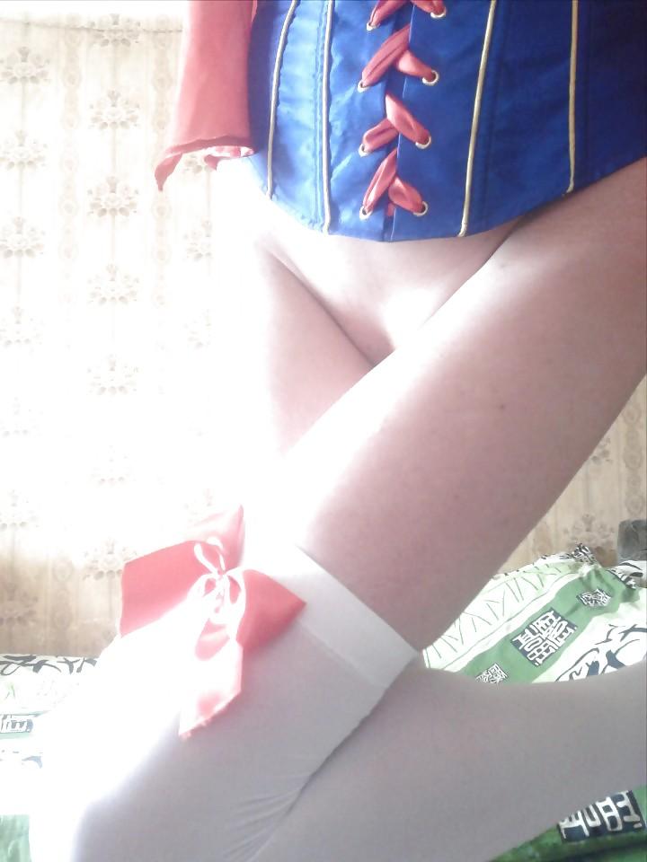 8P My hairless mound of Venus(Snow White)