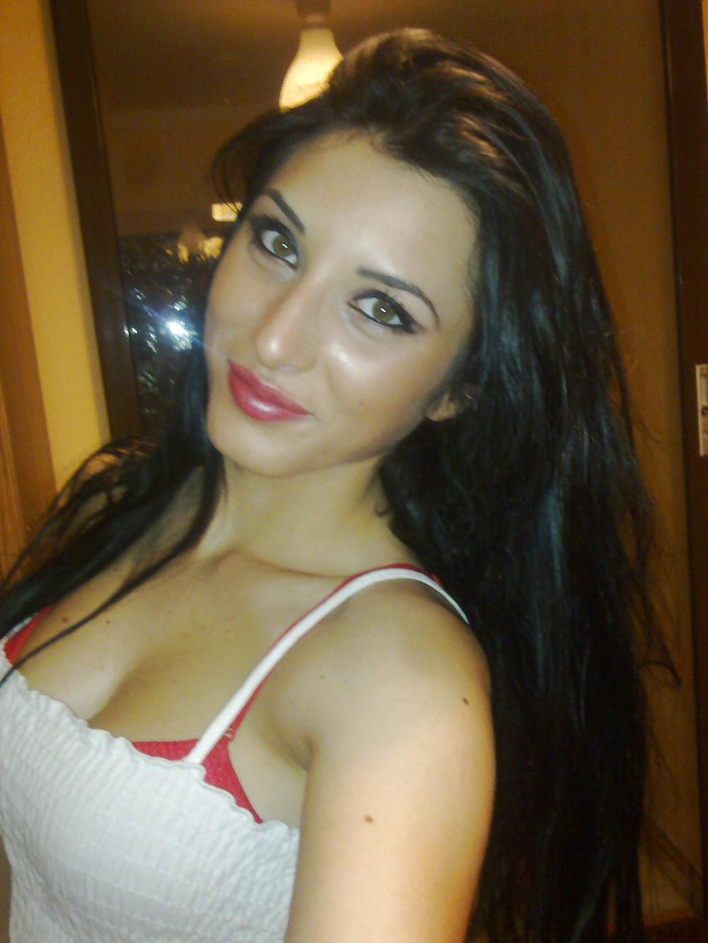 16P Girl 10 (Romania webcams)