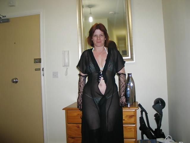 25P Slut Wife in Nets