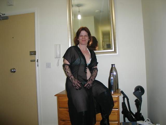 25P Slut Wife in Nets