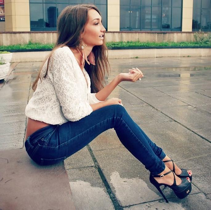 24P Sexy legs, heels and nylons from the web -17-