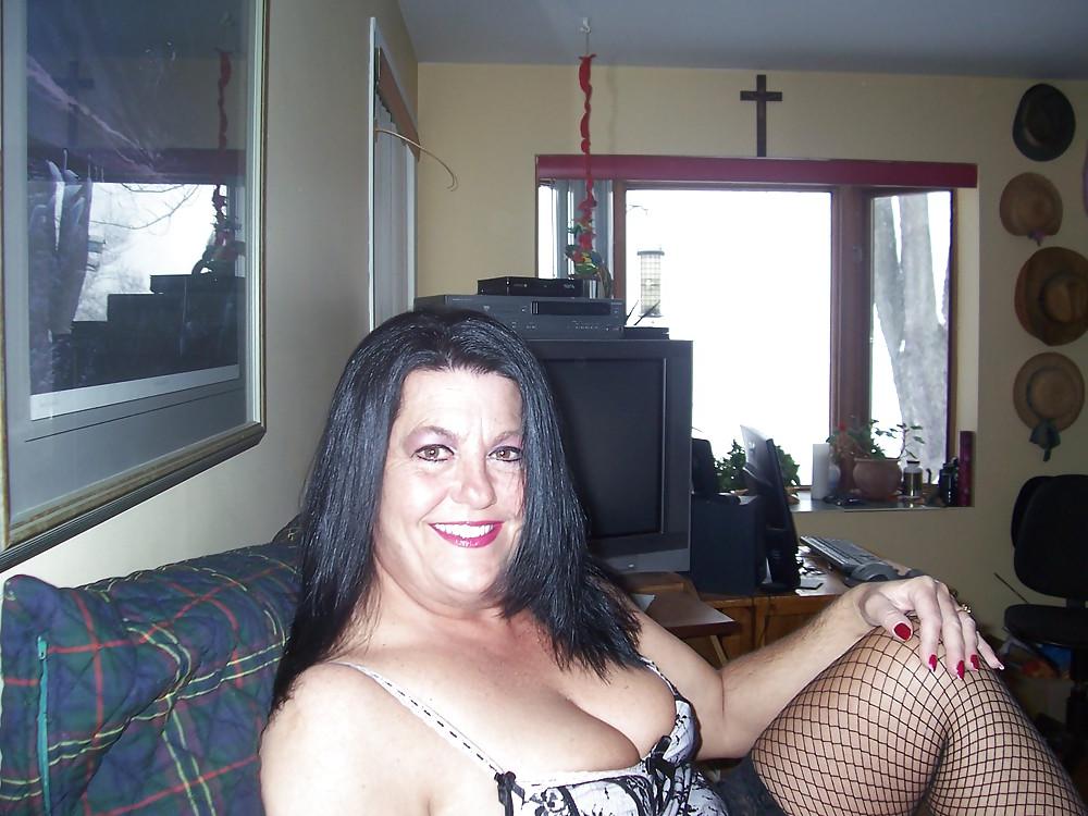 4P BLACK AND WHITE SATIN