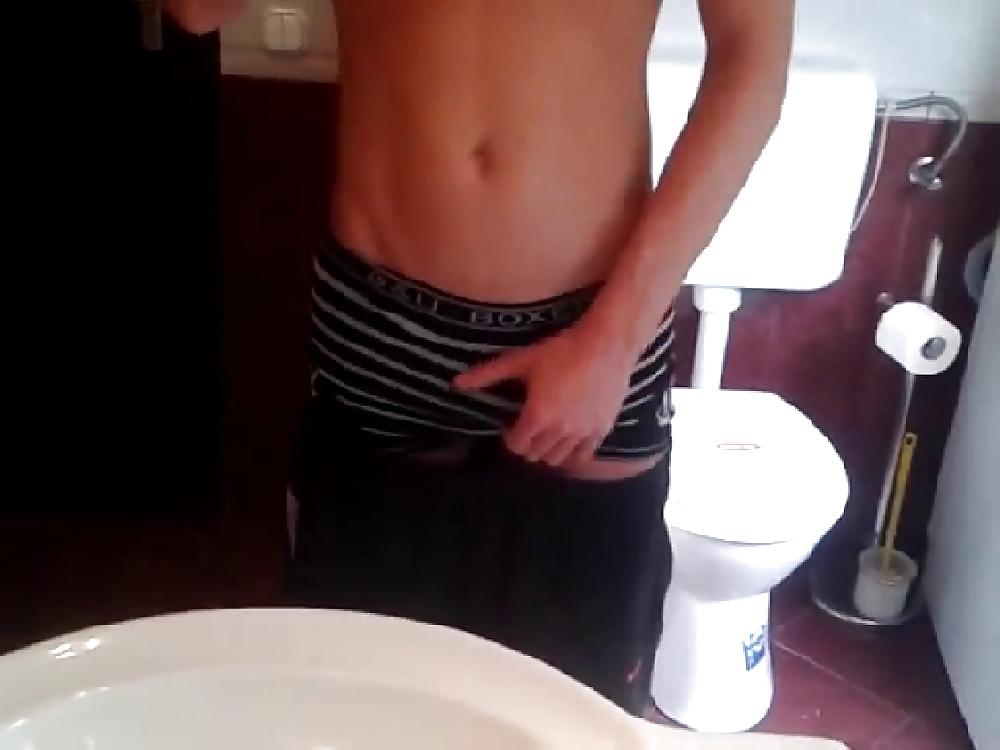 25P Smooth Boy uncute cock wank 