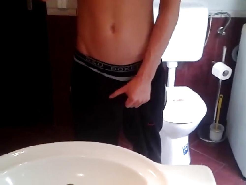 25P Smooth Boy uncute cock wank 