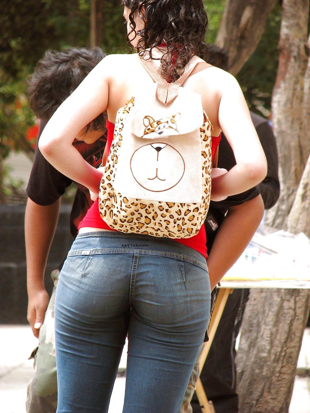 25P Wife In Tight Jeans #16