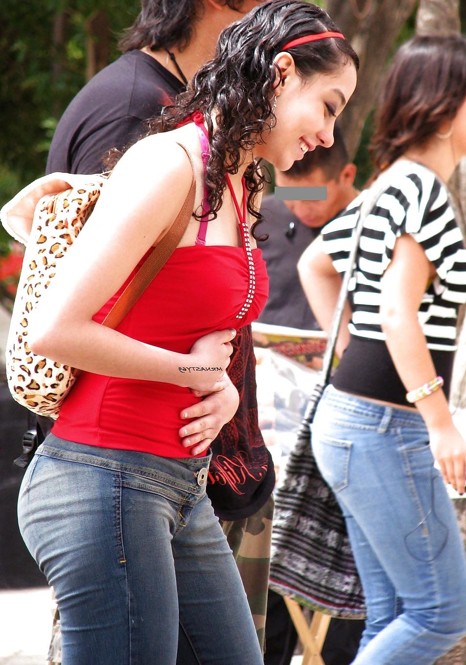 25P Wife In Tight Jeans #16