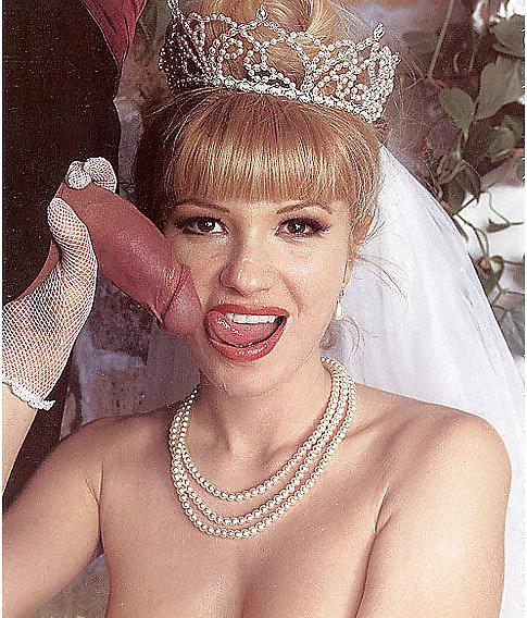 5P Hot blonde getting cock at her wedding night