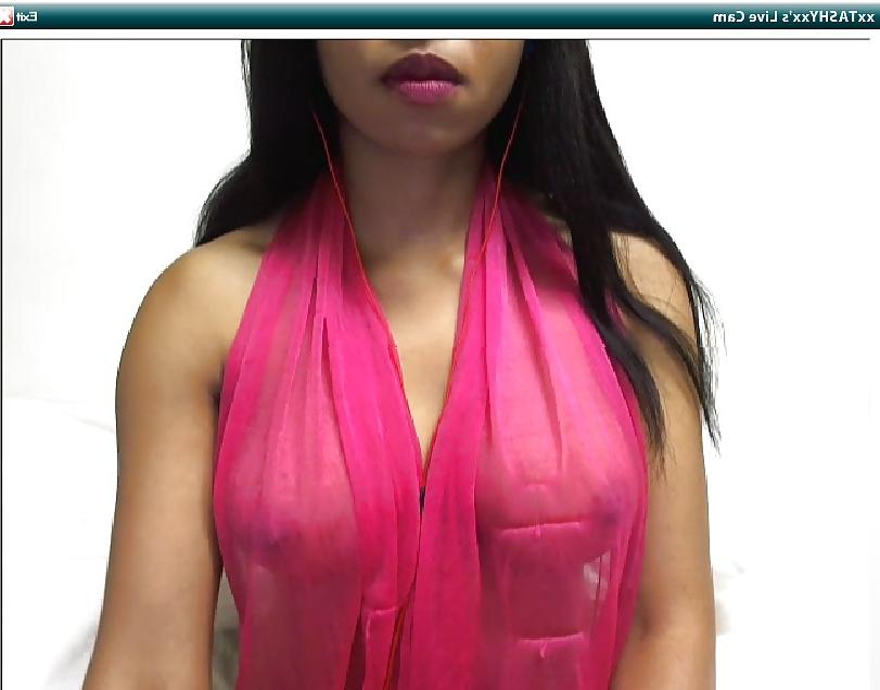 24P Snapshots of webcam girls 201210: T-Z