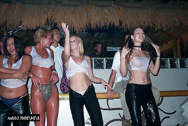 25P Miss Wet T-Shirt