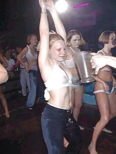 25P Miss Wet T-Shirt