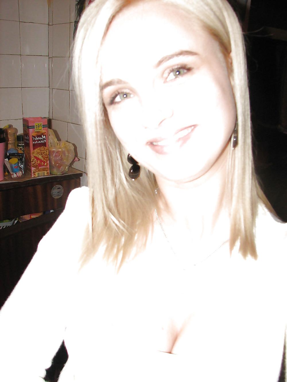 16P Bulgarian blonde