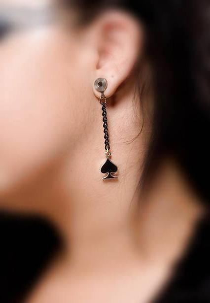 25P Interracial cuckold clothing, jewelry and symbols