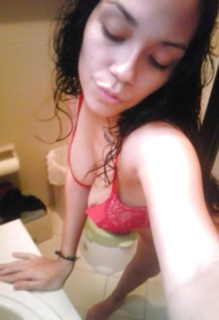25P Slim Latina Cutie