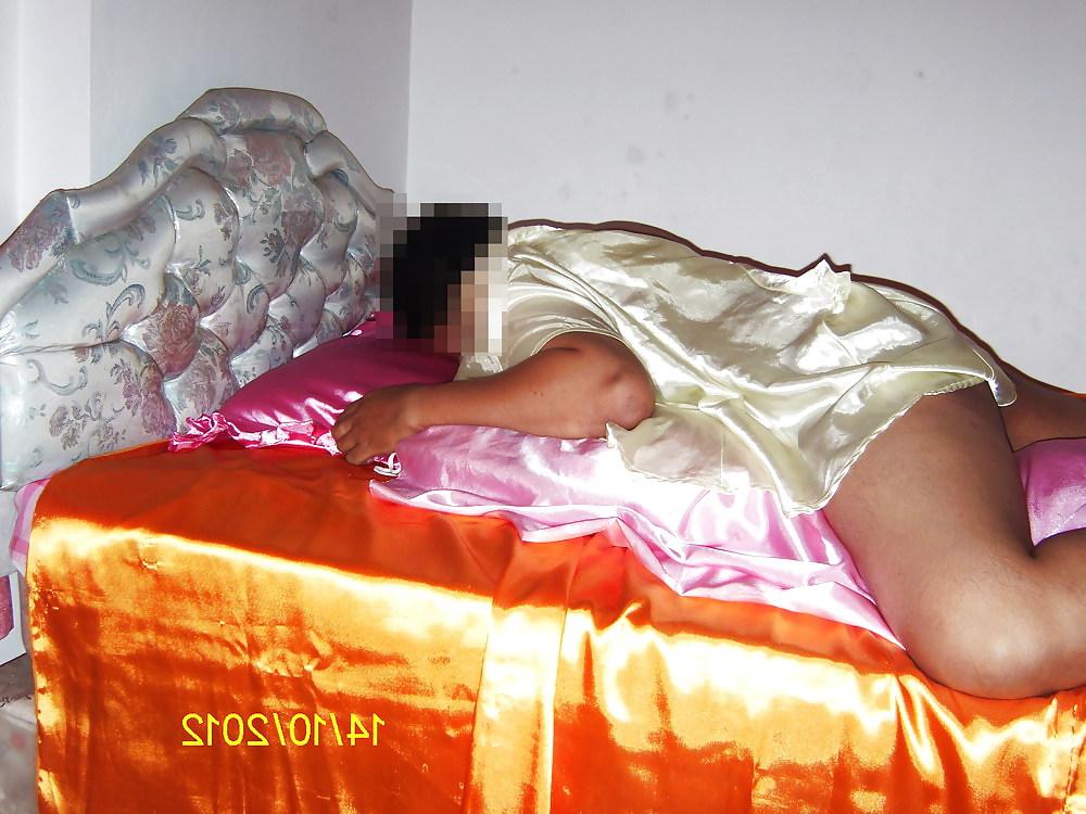 8P Friction pleasure satin