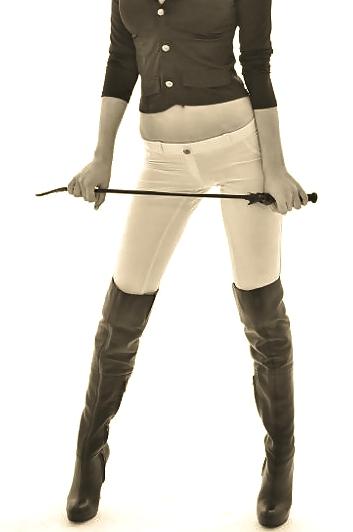 23P Femdom... dark dreams