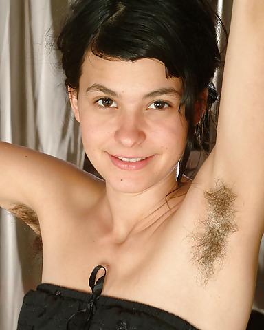 10P Hairy-Mature.
