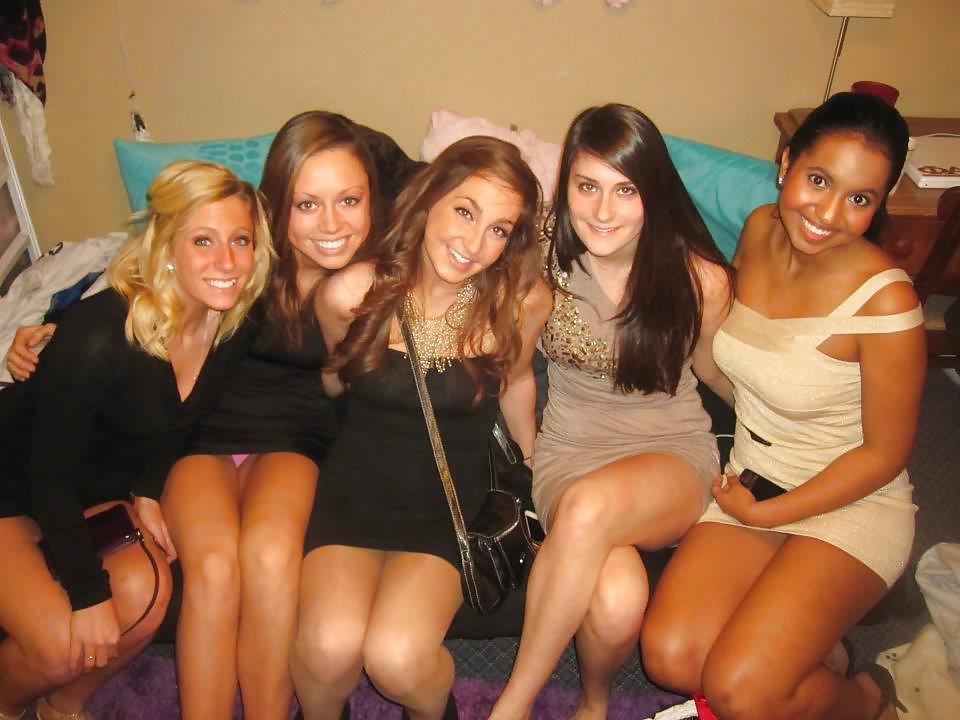25P Panty Peek