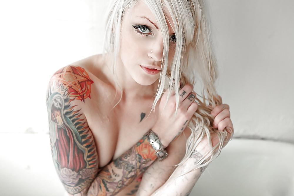 25P Nearly most perfect blond tattooed teen - Dream Girl