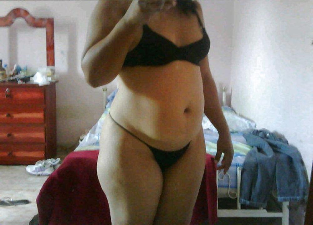 25P Real Latina Wife Pregnant